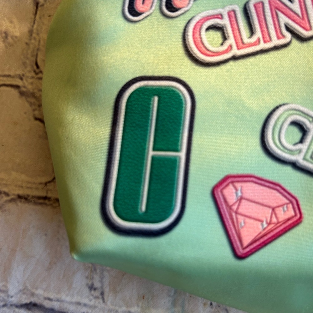 CLINIQUE SILLY PRINT (3) MAKEUP COSMETICS ZIP TOP BAGS GREEN AND PINK - Picture 7 of 12